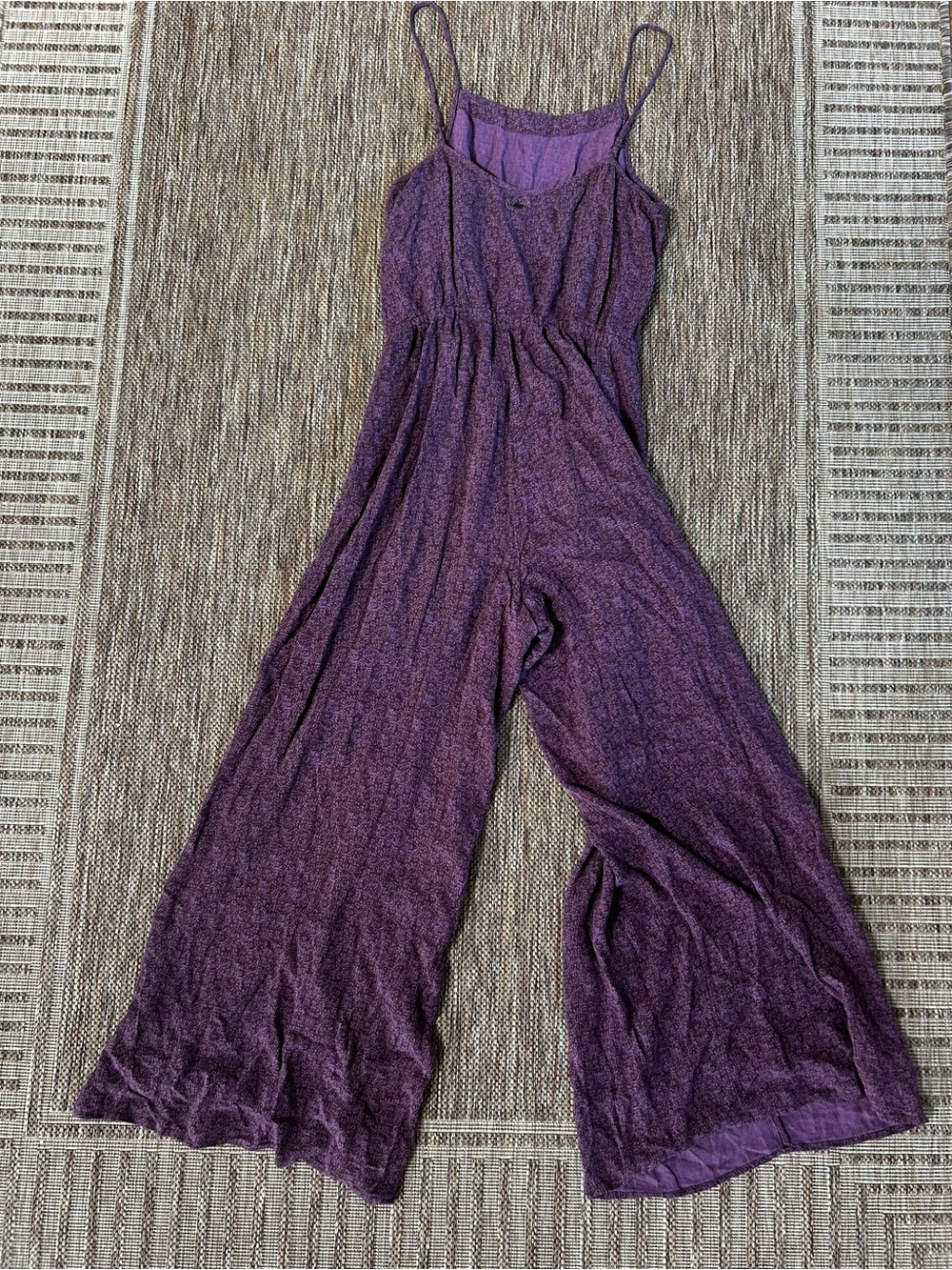 O’Neill wide leg jumpsuit in purple floral pattern | size medium - Picture 3 of 8